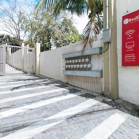 San Juan  Reddoorz Plus @ A Rita Street San Juan מראה חיצוני תמונה